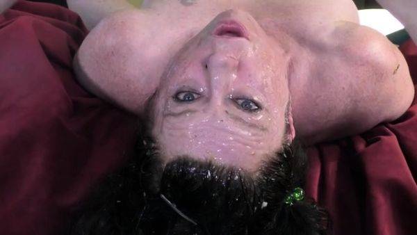 Erotic amateur girl giving blowjob and titjob in POV - drtuber.com on poweredporn.com