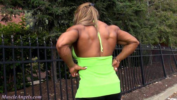 Maria Segura Female Muscle - upornia.com on poweredporn.com