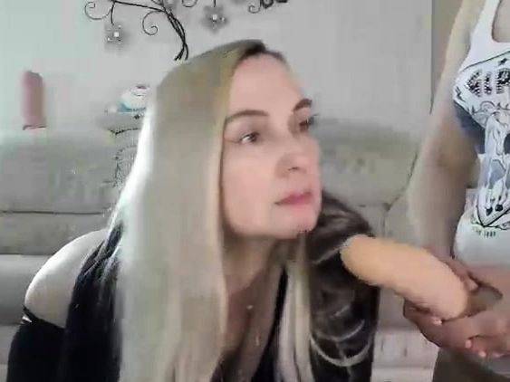 Three blond lesbians toying - drtuber.com on poweredporn.com