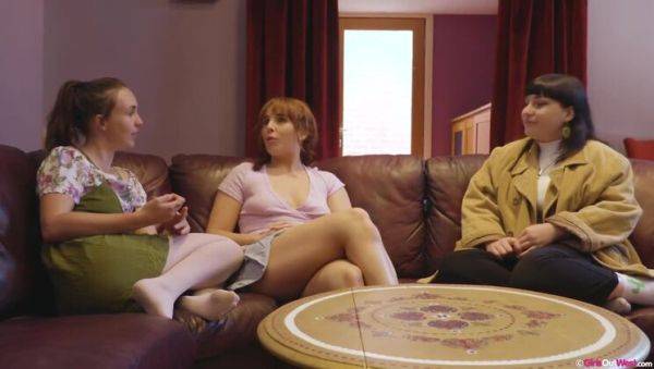 Blonde Olive and Brunette in Group Sex Action with Double Penetration - xxxfiles.com on poweredporn.com