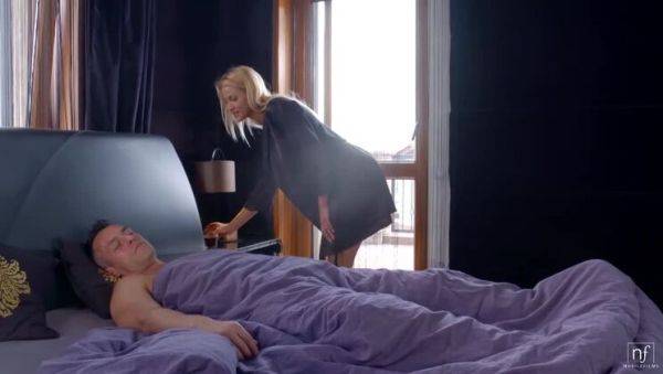 Cherry Kiss's Desire: Shaved & Lingeried - porntry.com on poweredporn.com