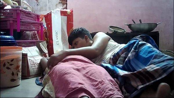 Big Ass Tits In Indian Wife Kissing In Lips - desi-porntube.com - India on poweredporn.com