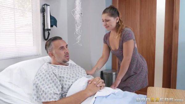 Alexis Fawx & Keiran Lee: Numbing the Pain with Passion / 27.9.2018 - veryfreeporn.com on poweredporn.com