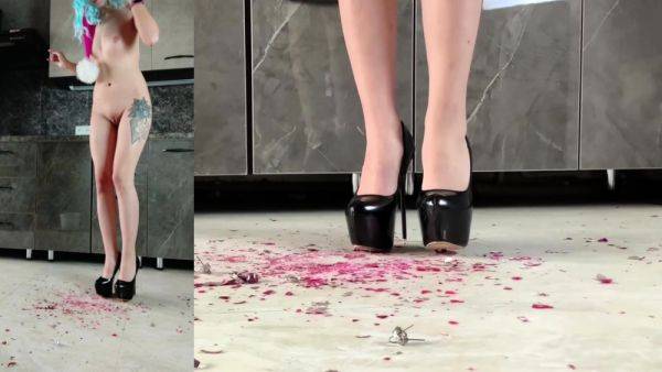 Amateur Trampling brings you Foot Fetish xxx mov - drtuber.com on poweredporn.com