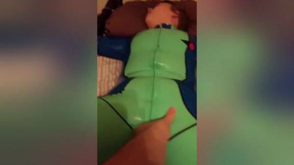 Slut Being Felt Up - hclips.com on poweredporn.com