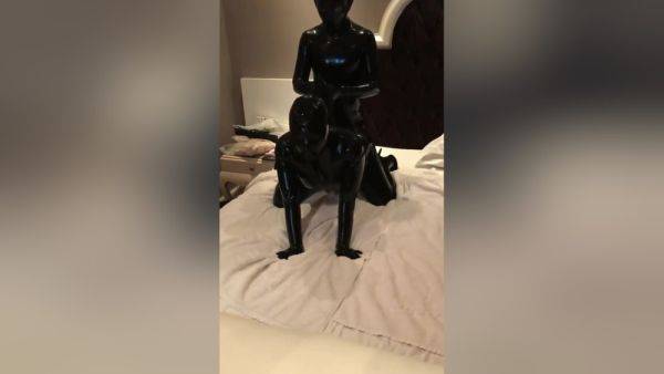 Latex Catsuit Breathplay Masturbation - hclips.com on poweredporn.com