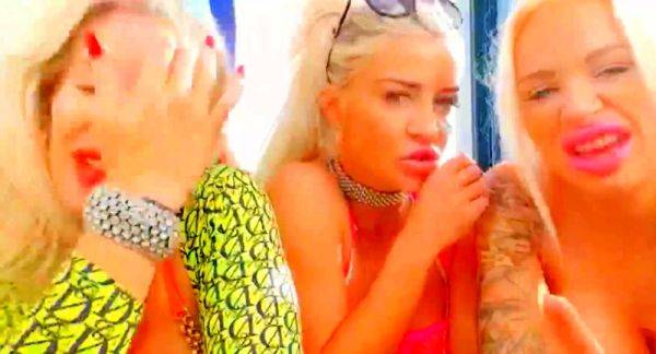 Nice busty blonde plays with her big sex toy - drtuber.com on poweredporn.com