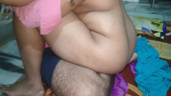 Indian Sexy Bhabhi Caught And Fucked By Devar! Hindi Sex - desi-porntube.com - India on poweredporn.com