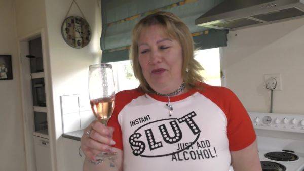 Nz Milf Slit Wears Butt Plug Tail For Master Before Anal Creampie Fuck - upornia.com on poweredporn.com