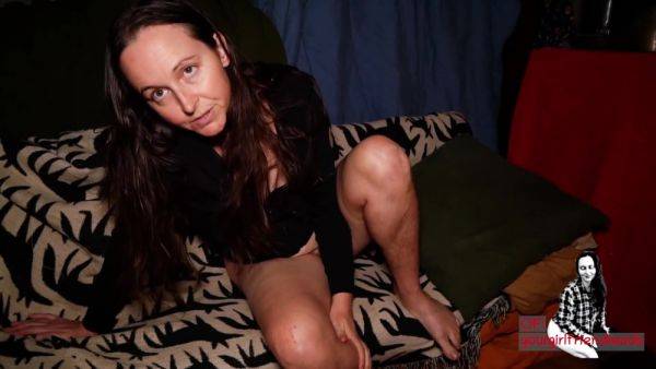 Your Milf Girlfirend Cerise Reads Sapphic Poem Of A Passionate Nun Tries Spanish Shyly - hclips.com - Spain on poweredporn.com