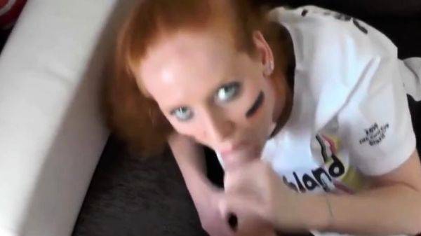 Rothaarige Fette lutscht im WM-Trikot! - drtuber.com - Germany on poweredporn.com