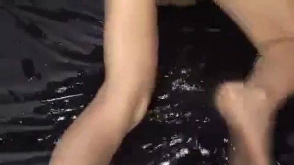 00850,Disturbed by intense sex - txxx.com on poweredporn.com