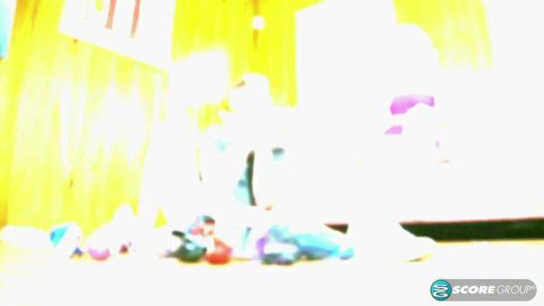 Let Me Help You With Your Shoes - hotmovs.com on poweredporn.com