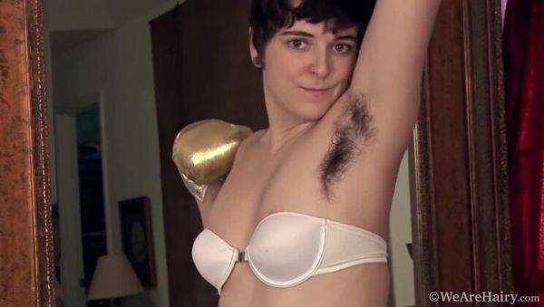 Boxing Champ Harley Displays Inked Nude Figure - porntry.com on poweredporn.com