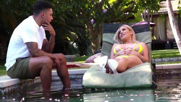 Big Tit Vengeance - Savannah Bond - porntry.com on poweredporn.com