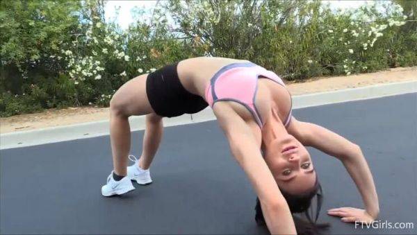 Lana, Alone with her Dancer's Toys - veryfreeporn.com on poweredporn.com