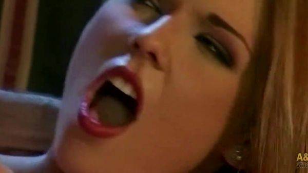 Sexy Doctor and Naughty Nurse in Action! - anysex.com on poweredporn.com