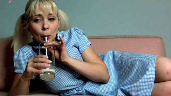 Cherry English Birthday Blowjob - drtuber.com - Britain on poweredporn.com