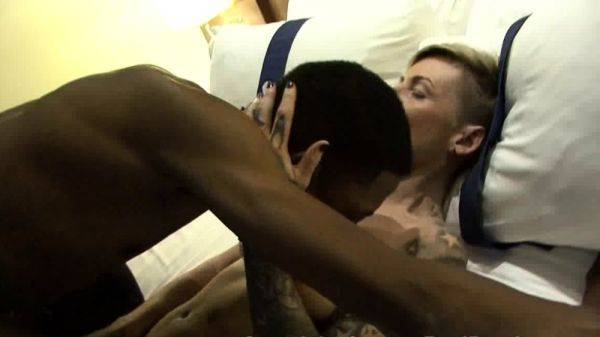 Busty blonde milf fucking in black stockings - drtuber.com on poweredporn.com