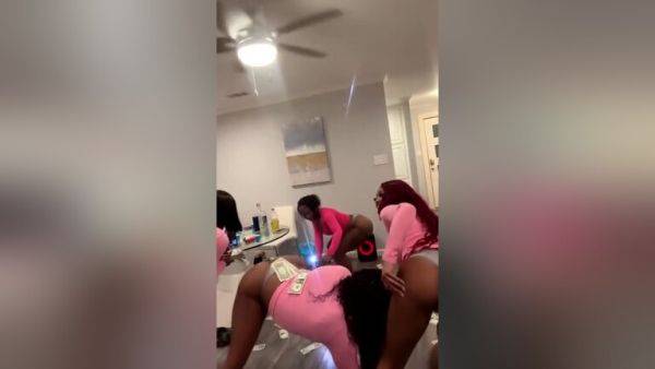 Ass & Titties - hclips.com on poweredporn.com