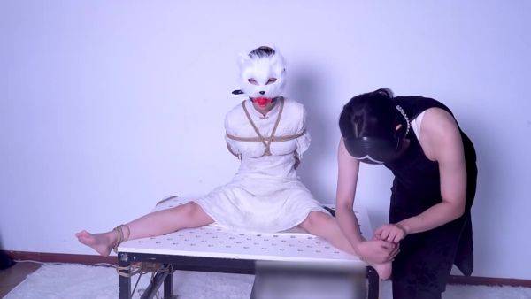 Chinese Beauty Bondage - upornia.com - China on poweredporn.com