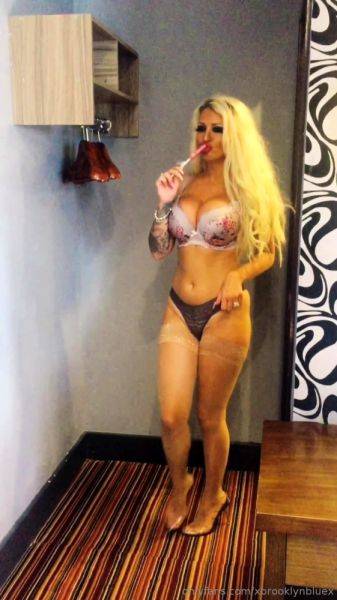 Amateur blond girl with big boobs getting fucked - drtuber.com on poweredporn.com