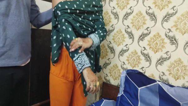 Li Ya - Desisaarabhabhi - Diwali Ko Aaye Periods Gaand Toh Mili Lund Pe Lights Jala Ke Muh Main 15 Min - hotmovs.com on poweredporn.com