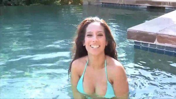 Steamy Texan Voyeur 10 - Zoey - veryfreeporn.com on poweredporn.com