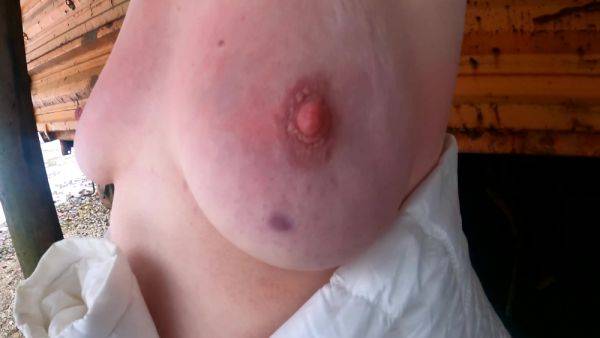 Smashing Her Tits While Hiking In The Snow - hclips.com on poweredporn.com