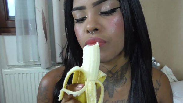 Ebony Teen Banana Eating - SoloAustria - hotmovs.com on poweredporn.com