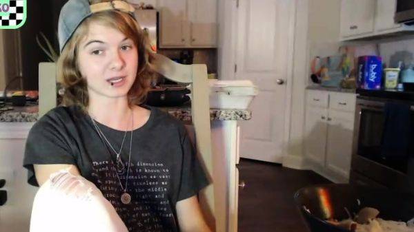 Girl Webcam Solo Dirtytalk Free Masturbation Porn Video - drtuber.com on poweredporn.com