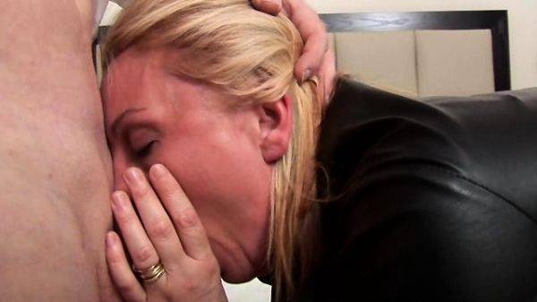 Big Titted MILF Kelly Madison Stuffs a Big Cock - drtuber.com on poweredporn.com