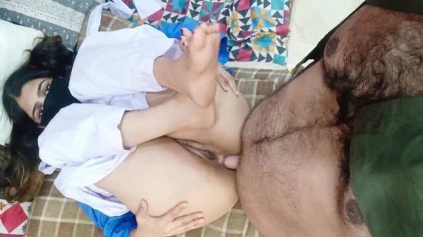 Desi School Girl First Time Anal Sex With Her Own Stepbrother - txxx.com on poweredporn.com