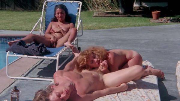 Amazing Retro Pornstars Make Me Horny! - tubepornclassic.com on poweredporn.com