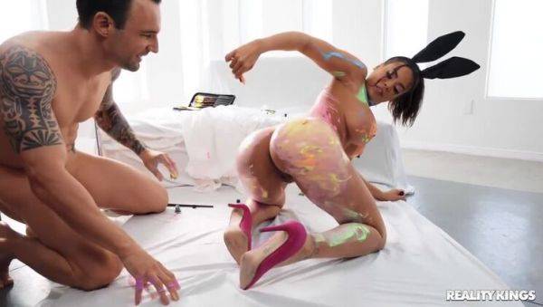 Alex Legend and Luna Star: Big-Titted Latina Fetish Encounter / 12.4.2020 - veryfreeporn.com on poweredporn.com