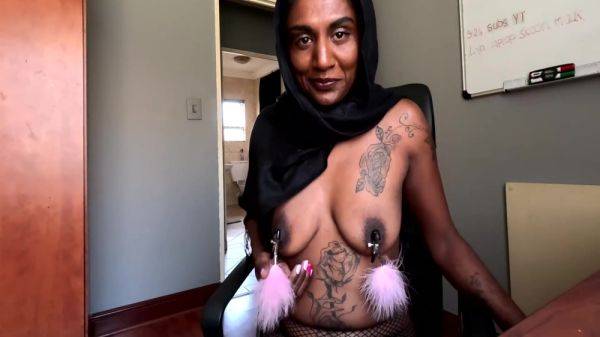 Desi In Hijab Smoking While Wearing Nipple Clamps 10 Min - hclips.com on poweredporn.com