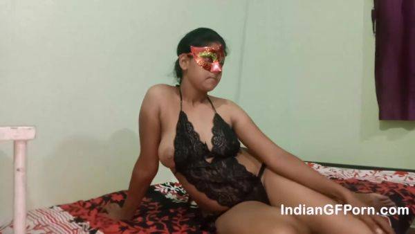 Big Booby Milky Indian Bhabhi Giving Blowjob And Having Hot Sex With Cum Inside - hotmovs.com - India on poweredporn.com