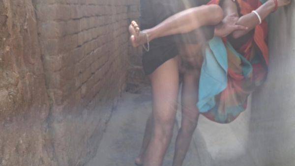 Indian Bhabhi Ki Mms Very Much - desi-porntube.com - India on poweredporn.com