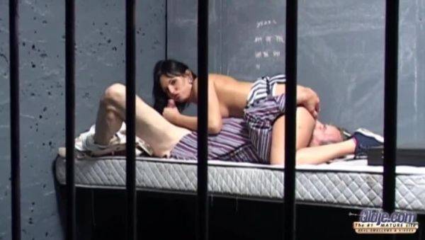 Attorney's Obligation: Renata Black - veryfreeporn.com on poweredporn.com