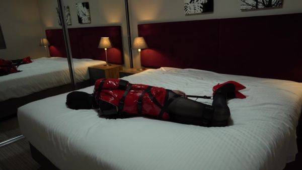 Self Bondage Domme - upornia.com on poweredporn.com