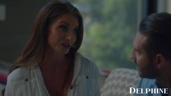 Erotic hardcore - Paint and Play - busty brunette Silvia saige - xtits.com on poweredporn.com