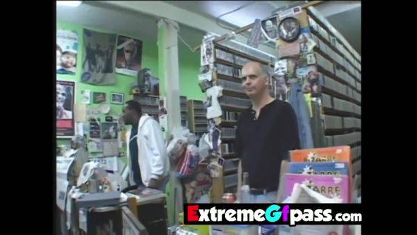 Sophia Gently Blowjobs and Fucking lots of guys - hotmovs.com on poweredporn.com