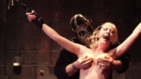 Skinny german slave girl get punishment in police station - drtuber.com - Germany on poweredporn.com