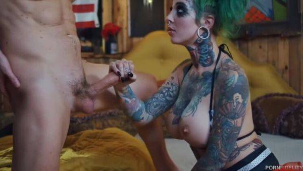 China Doll: Ryan Madison & Sydnee Vicious with Big Tits & Toys - veryfreeporn.com - China on poweredporn.com