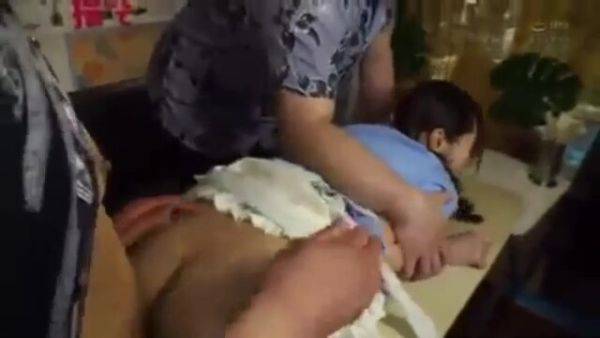 05589,A woman who screams in agony - txxx.com on poweredporn.com