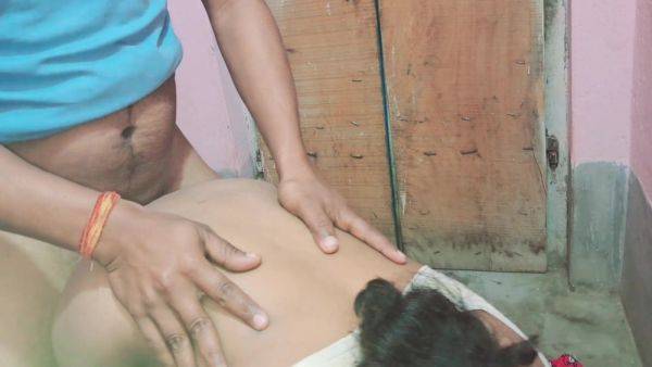 Indian Wife Gets Fucked Hard By Husband At Home - hclips.com - India on poweredporn.com