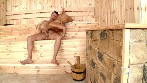 Blonde Beauty Lisa: Shower, Fingering, & Deepthroat - xxxfiles.com - Russia on poweredporn.com