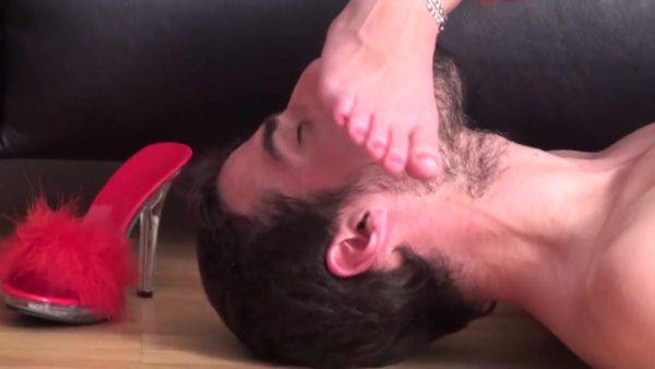 Feet me your feet my lade by Foot Girls - hotmovs.com on poweredporn.com