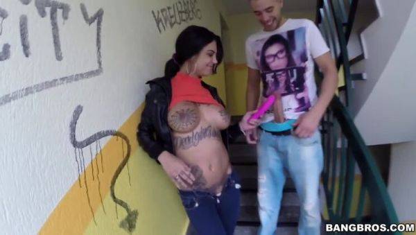 A Raucous Encounter with Bonnie Rotten - veryfreeporn.com on poweredporn.com