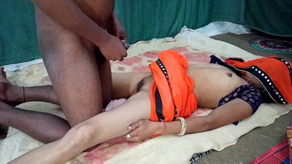 Indian Village Bhabhi Ko Gand Ke Niche Takiya Lagakar Choda Bhabhi Se Land Chuswaya Or Choot Fad Di Ki Desi Chudai With Devar Bhabhi - hotmovs.com - India on poweredporn.com